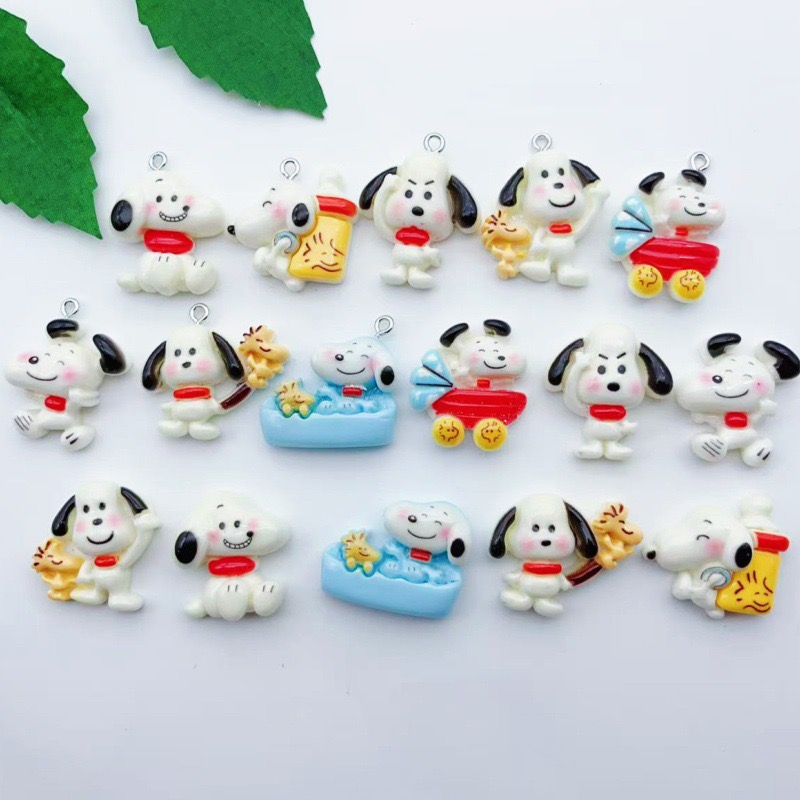 Resin Art Store - 12 Stück Cartoon-Hunde-Anhänger aus Kunstharz, DIY-Schmuckherstellung,