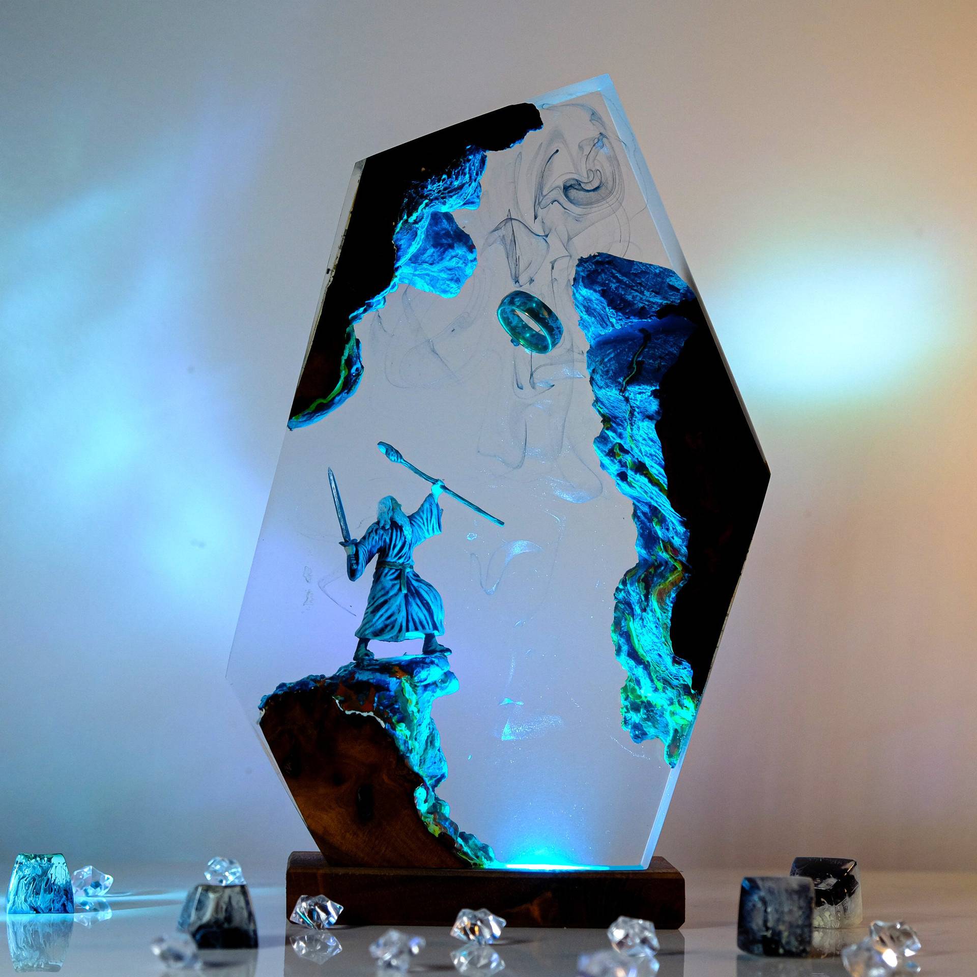 Film-Szenen-Figur Tischlampe a – Resin Artist Bewertung und Preis